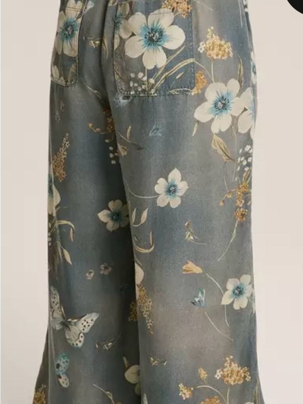 torrid Sage Green Floral & Butterfly Wide-Leg Satin Pants - Picture 4 of 5